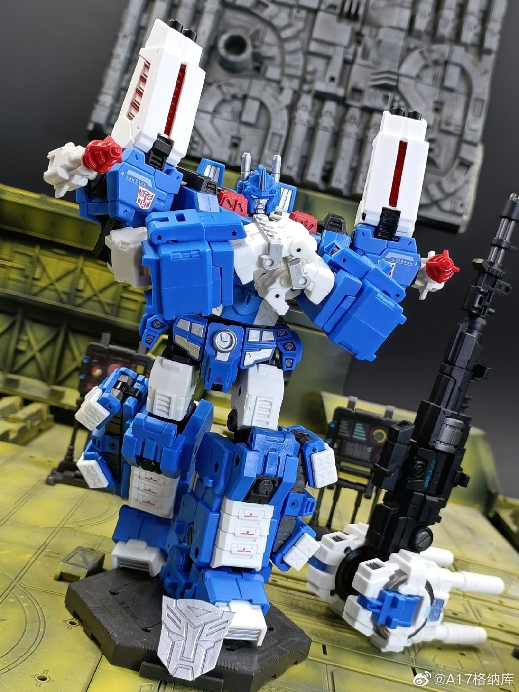 Iron Factory IF-EX44 City Commander Final Battle Armor In